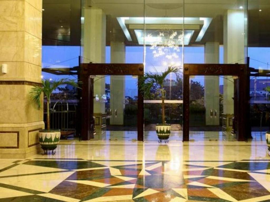 Grand Cempaka Business Hotel Jacarta Exterior foto